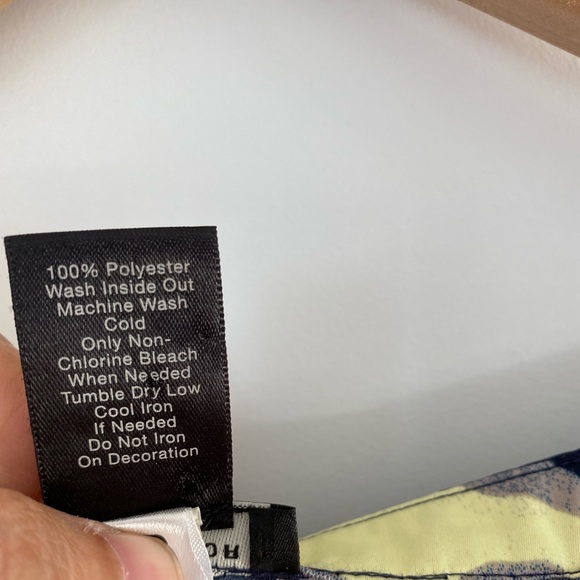 Ann Taylor Navy Sleeveless Top - Picture 6 of 8